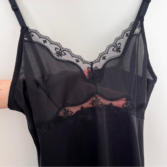 Black lace trim mesh silky chemise slip dress, size M-L 🖤 - Picture 4 of 9